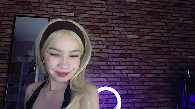 saya li1 online show from December 5, 4:34 am