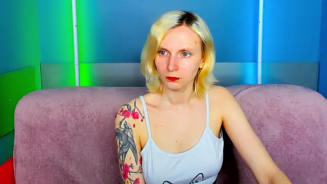 LikiLips online show from April 14, 1:05 am