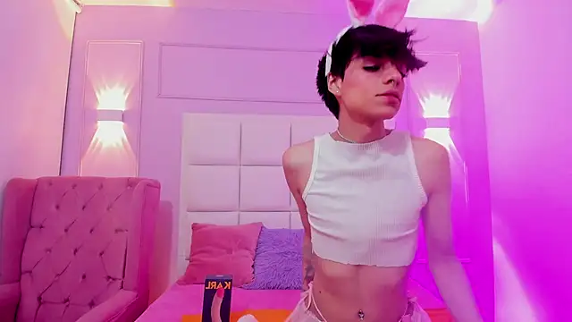 Baby Lannie online show from October 18, 3:31 am