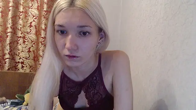 maybe doll online show from November 27, 9:39 pm