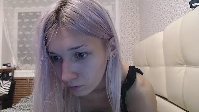 maybe doll online show from October 18, 5:15 pm