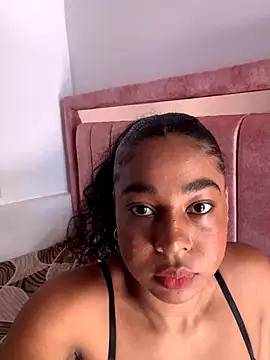 sahia ebony online show from October 9, 2:32 pm