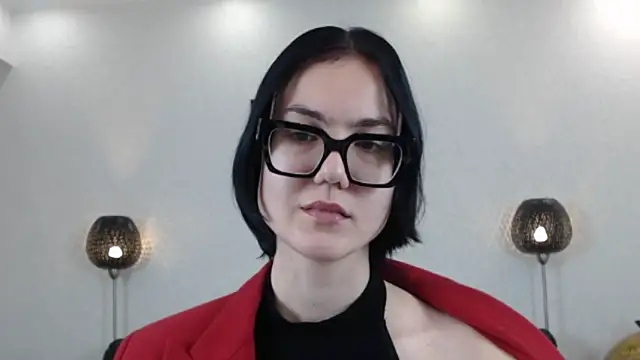 Marie Fitch online show from November 6, 3:45 am