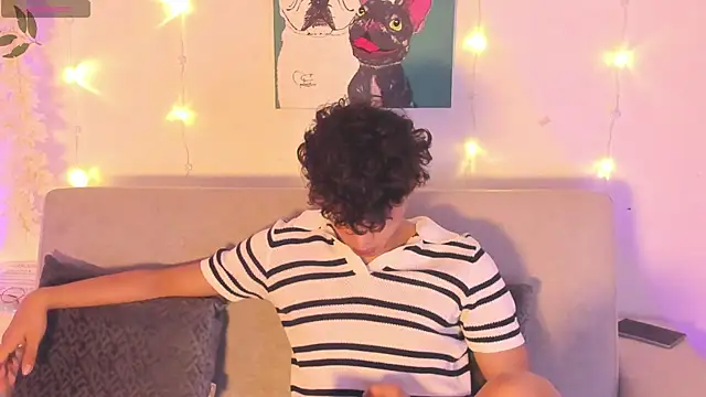 lua boy online show from April 18, 5:26 pm