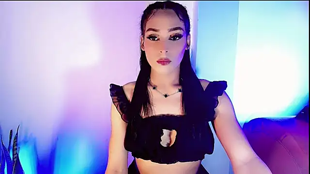 babysomeer online show from November 18, 8:15 am