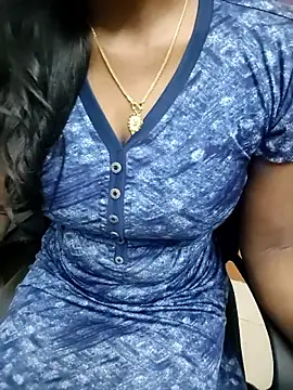 Tamilmallu-duskygirl03 online show from January 31, 7:11 pm