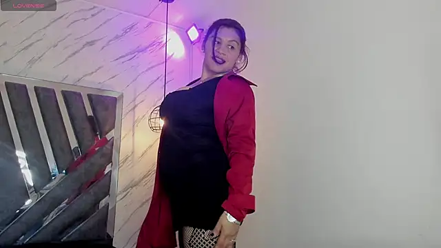  TiffanyDoll  online show from October 13, 7:27 pm