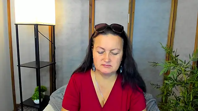 hottyannaa online show from October 17, 2:48 am