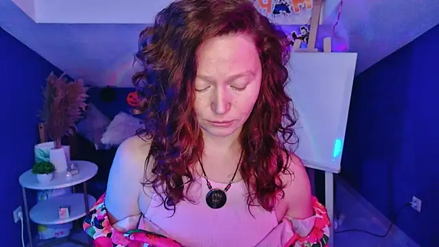 AuroraBorealis   online show from October 20, 6:38 am