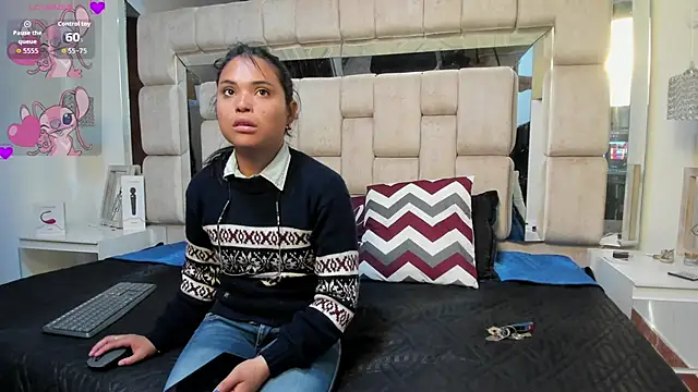 KimiAnal online show from November 5, 1:49 pm