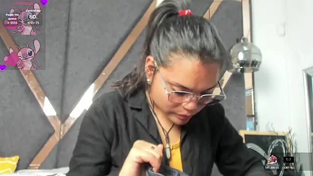 KimiAnal online show from November 24, 1:24 pm