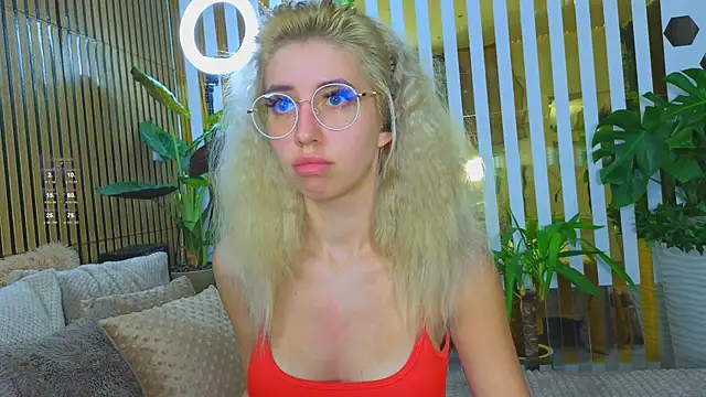 Violetttttta online show from October 13, 9:17 pm