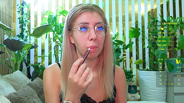 Violetttttta online show from November 9, 11:22 pm