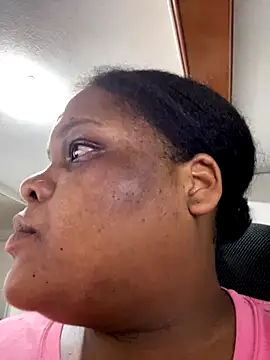 gabrielabrunette69 online show from November 27, 12:57 am