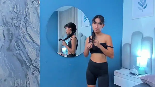 luly dreams online show from June 7, 11:39 am