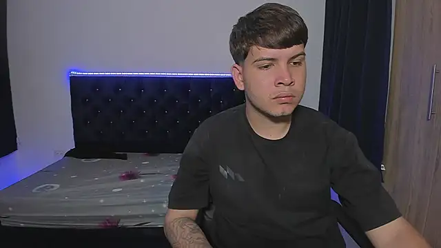 bryan master77 online show from November 21, 11:51 pm