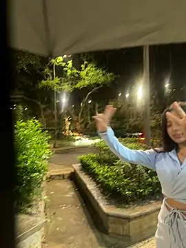 zoeartt online show from October 11, 3:22 am