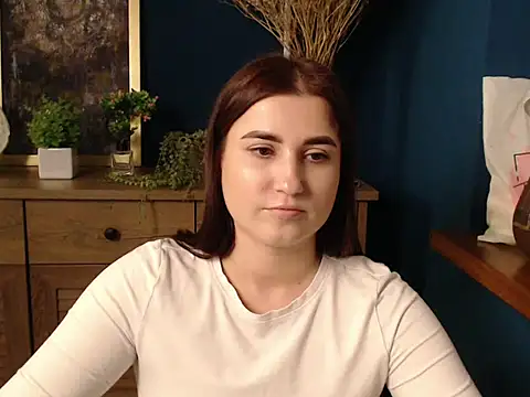 Snapshot of Flower_mary chatting on October 28, 7:47 am Flower mary online show from October 28, 7:47 am