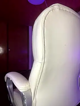 Im scarlett18 online show from January 14, 9:53 pm