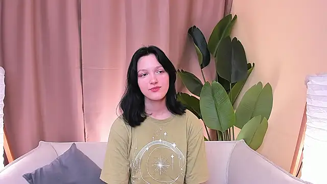 OletaReffner online show from October 18, 12:30 pm