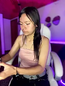 Ninfa pink online show from January 15, 7:20 pm