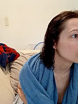 labellerose online show from April 19, 5:24 pm