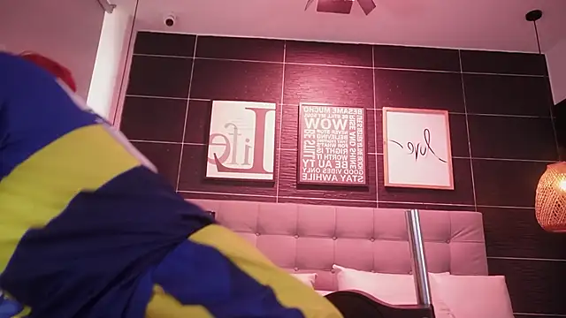 Thalia Karlson online show from February 17, 12:48 pm