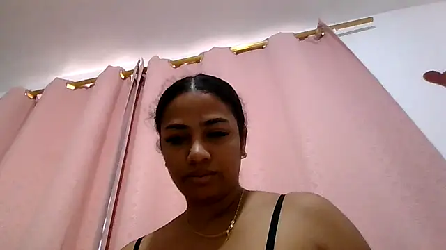 abby moss 2 online show from April 6, 12:28 pm