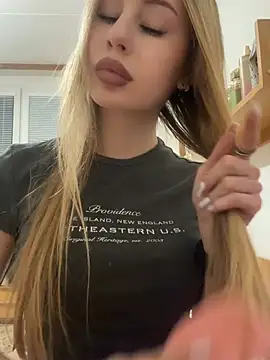 JudithCarly online show from February 18, 10:31 pm