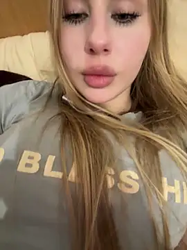 JudithCarly online show from November 9, 8:16 pm