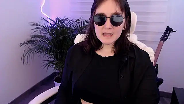 Fallenag666 online show from December 3, 2:47 am