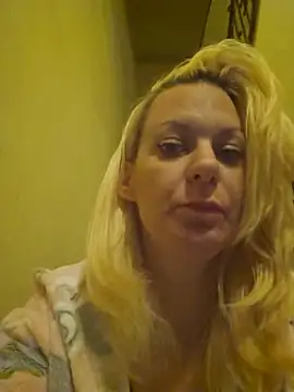 SlyLady online show from May 30, 1:36 am