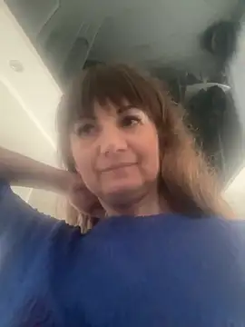 Butterfly8385 online show from March 27, 12:39 pm