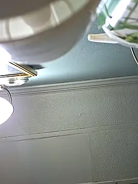 Brooklyn1987 online show from April 13, 11:22 am