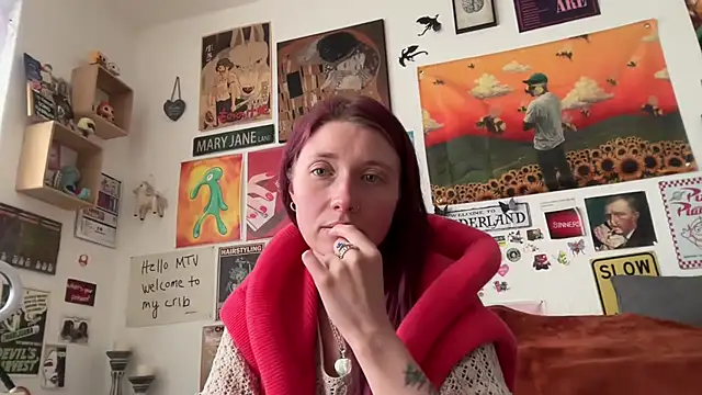 PauliinaBlue online show from October 22, 1:49 pm