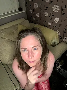 foxy-Chantelle online show from October 18, 11:50 pm