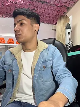 Clovis  Adams online show from October 10, 10:47 pm