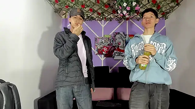 heyy noah11 online show from February 1, 1:10 pm