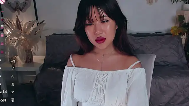Erika Kim online show from July 20, 10:39 am