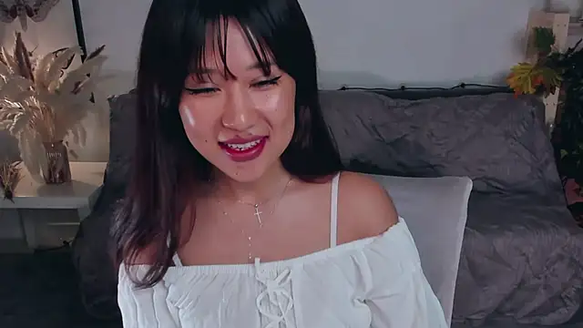 Erika Kim online show from July 20, 8:28 am