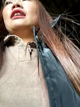 Snapshot of Maymay__ chatting on October 22, 3:11 am Maymay   online show from October 22, 3:11 am