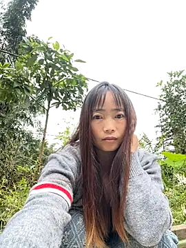 Snapshot of Maymay__ chatting on October 27, 8:21 am Maymay   online show from October 27, 8:21 am