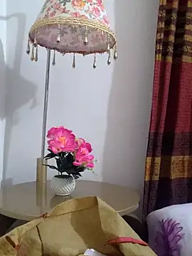 Tanha18 online show from February 2, 8:19 pm