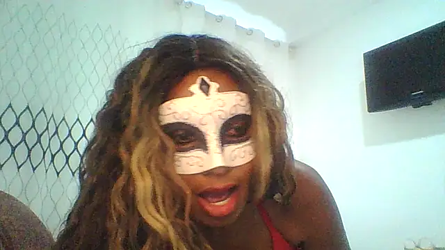 wchocolate online show from October 18, 11:57 am
