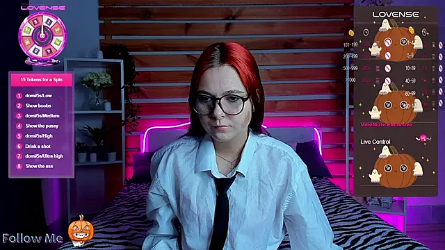 ChloeLewisss online show from October 22, 1:21 am