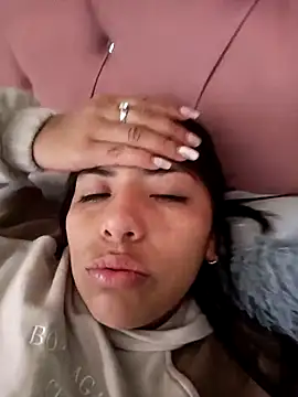 Esmeralda baby online show from January 7, 3:26 pm