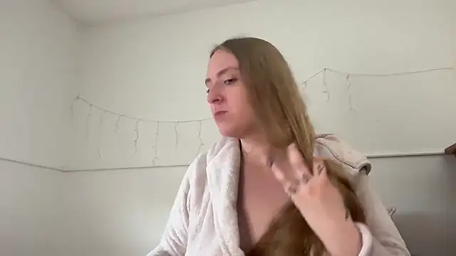 Pattyworld69 online show from August 1, 10:45 pm