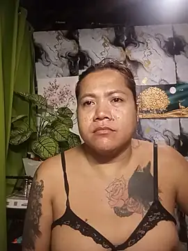 trishacummerts online show from July 16, 7:29 pm