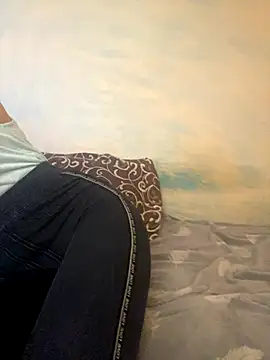 KittieCreme online show from November 24, 7:21 am