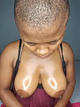 certifiedhottie2025 online show from November 15, 6:47 am